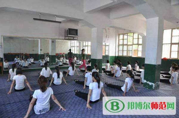重慶市江津區師范進修學校