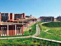 云南大學滇池師范學院楊林校區2023年學費、收費多少