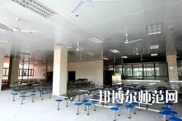 重慶巫山縣幼師職業教育中心