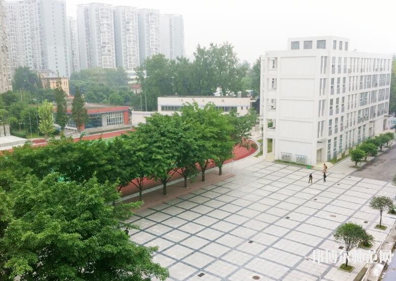 成都洞子口職業幼兒師范高級中學2018年報名條件、招生對象