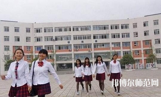 成都工程職業技術幼兒師范學校2018年報名條件、招生對象