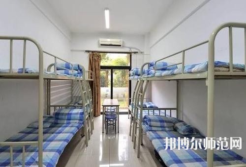 射洪縣職業中專幼兒師范學校2020年宿舍條件