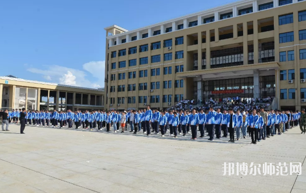 鄂州中等專業學校1