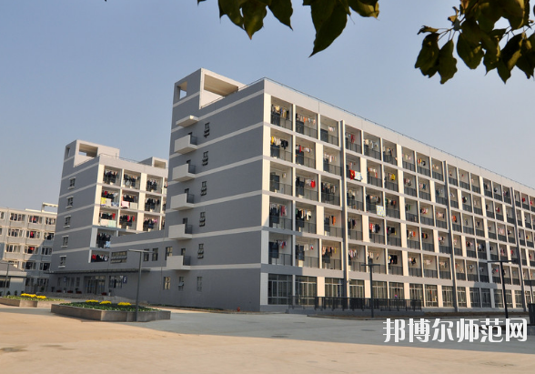 長(zhǎng)沙2020年讀幼師學(xué)校多少錢(qián)