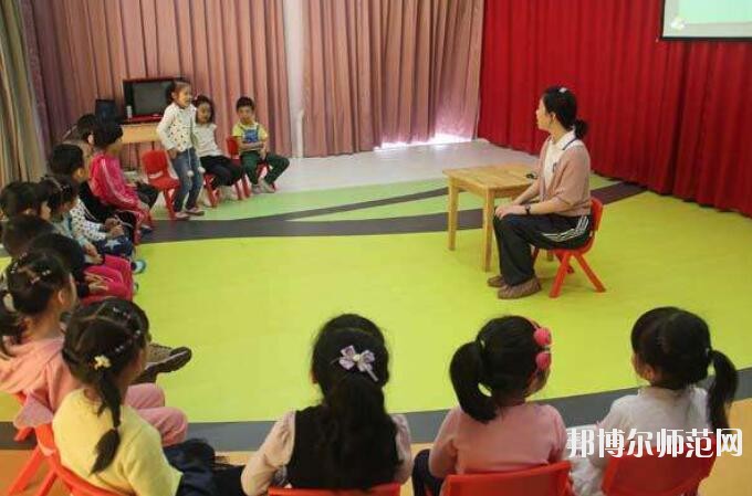 重慶2021年幼師學校和中專有哪些區別