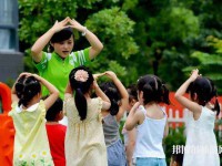 廣東2022年女生讀幼師學校學什么專業好