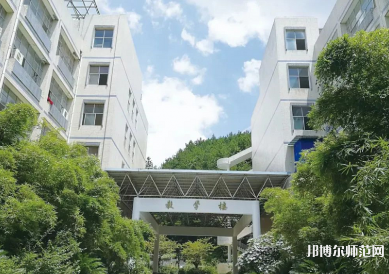 貴州幼師電子商務學校2023年報名條件、招生要求、招生對象