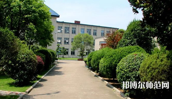 貴陽長城幼師職業學校2023年報名條件、招生要求、招生對象