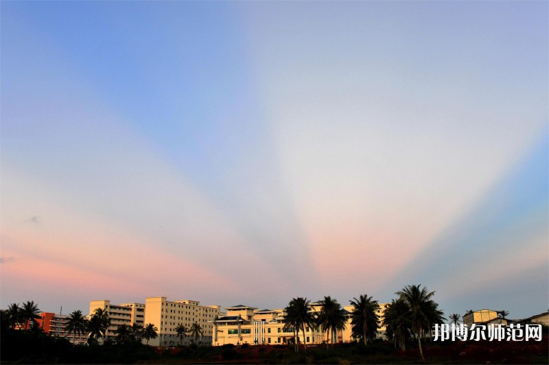 瓊臺師范學院2023年招生辦聯系電話 