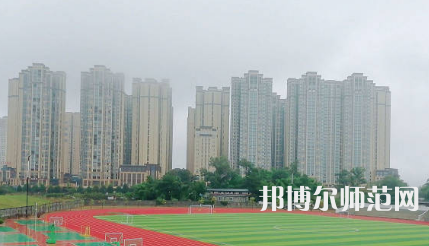 2023年成都汽車職業技術幼兒師范學校報名條件、招生對象